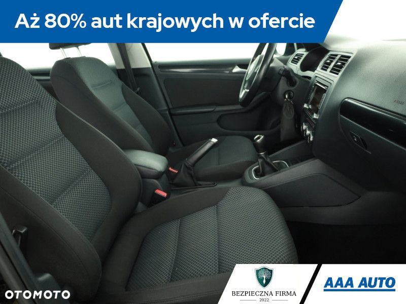 Volkswagen Jetta - 10