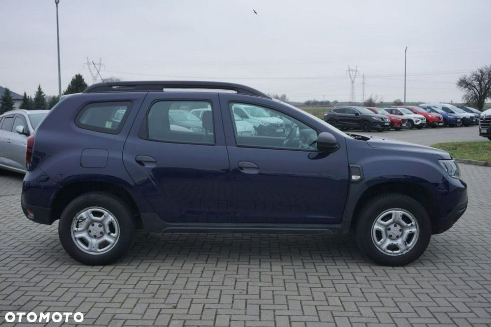 Dacia Duster 1.6 SCe Essential - 4