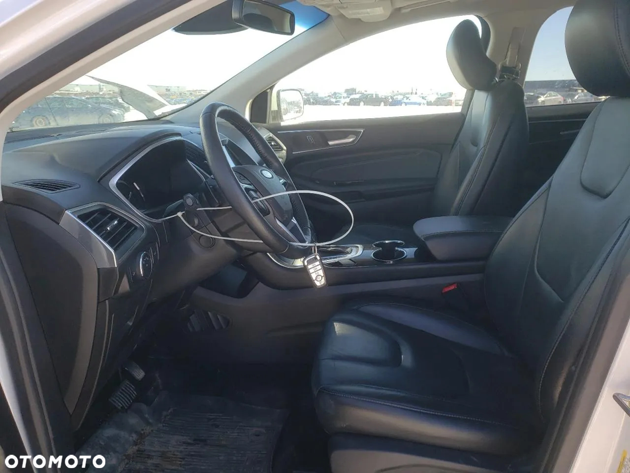 Ford Edge - 8