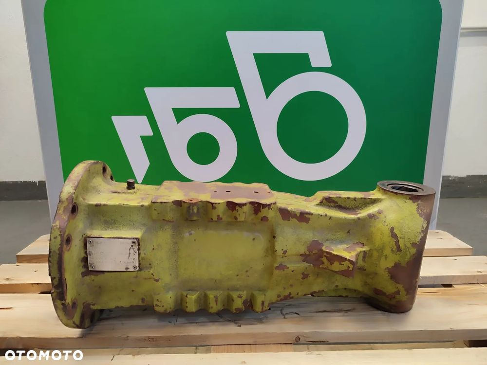 Obudowa osi napędowej 11527 CLAAS TARGO K60 - 1