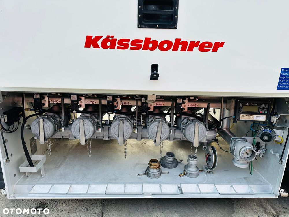 Kassbohrer STB - 32
