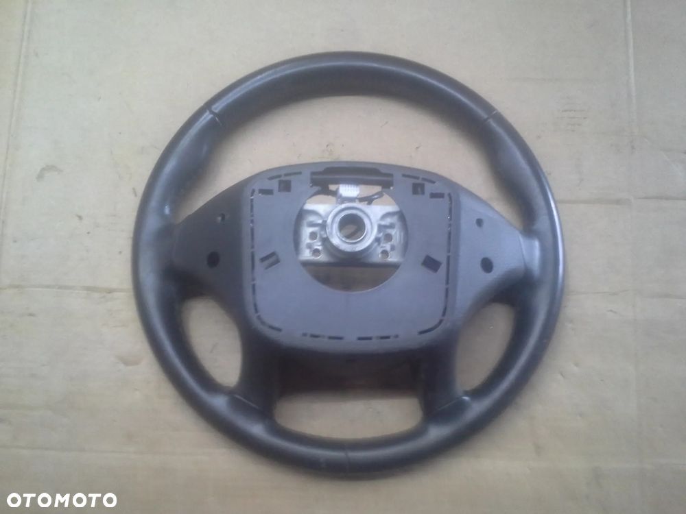 Hyundai Elantra GT wersja USA kierownica z multifunkcją - 16