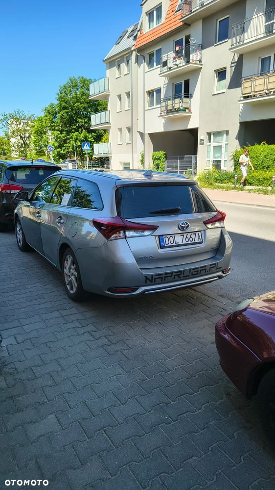 Toyota Auris - 4
