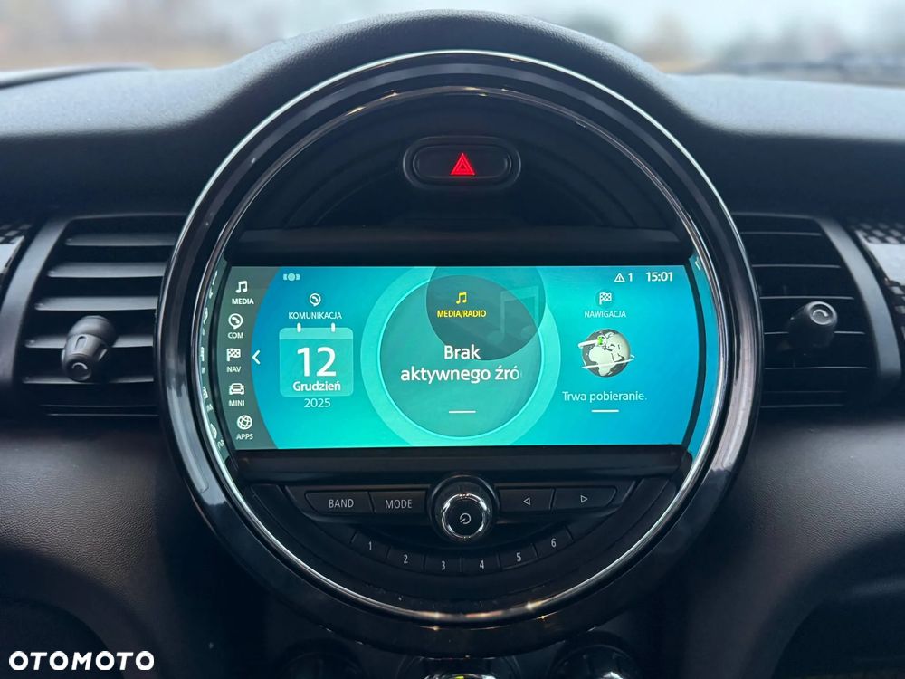 MINI Cooper S Sport-Aut - 17