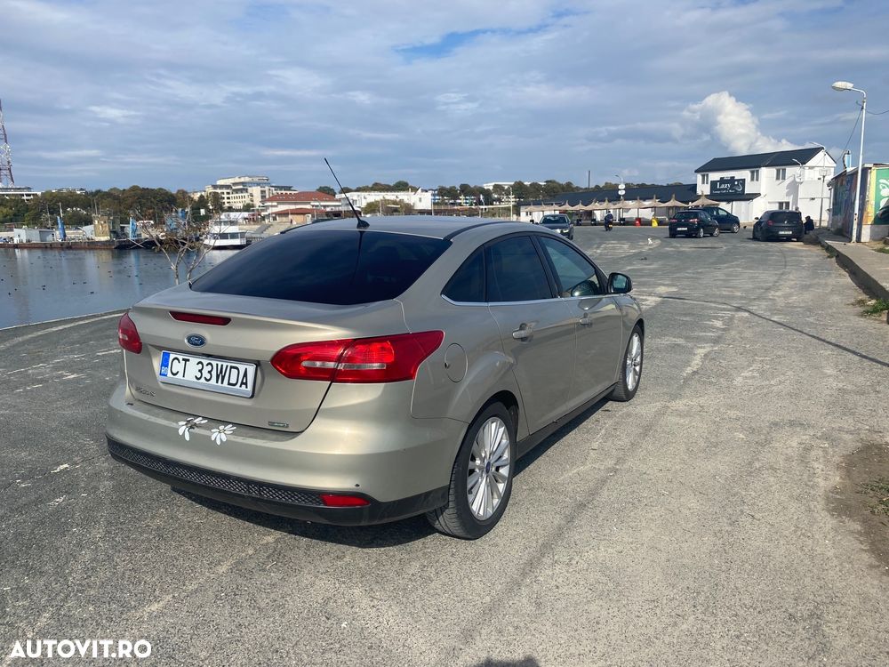 Ford Focus 1.0 EcoBoost Start Stop Titanium - 5