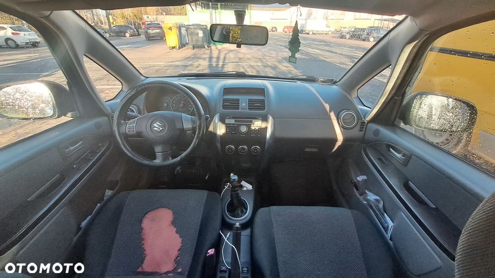 Suzuki SX4 1.6 GS / Premium 4WD - 5