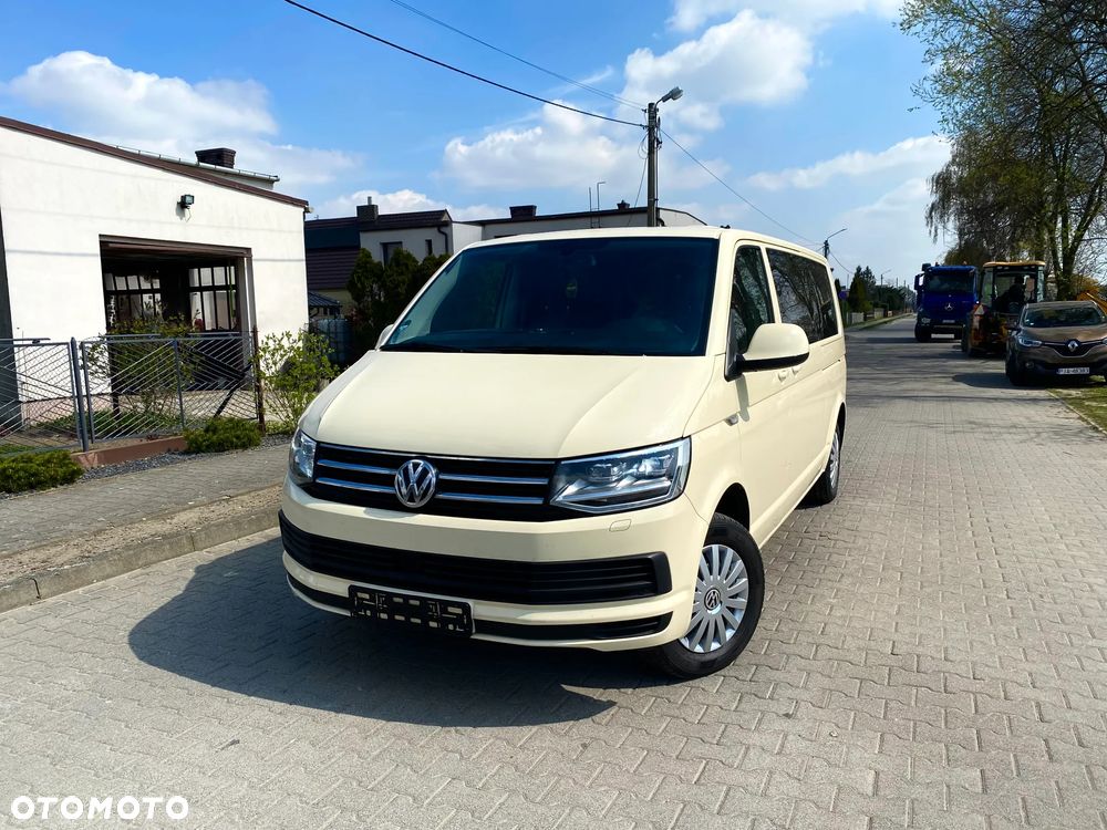 Volkswagen Transporter - 1