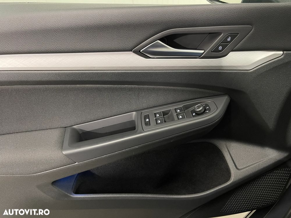 Volkswagen Golf Variant 1.5 TSI ACT Life - 24