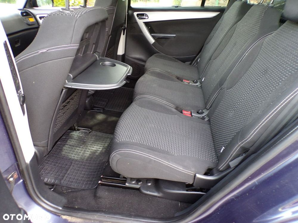 Citroën C4 Grand Picasso - 23