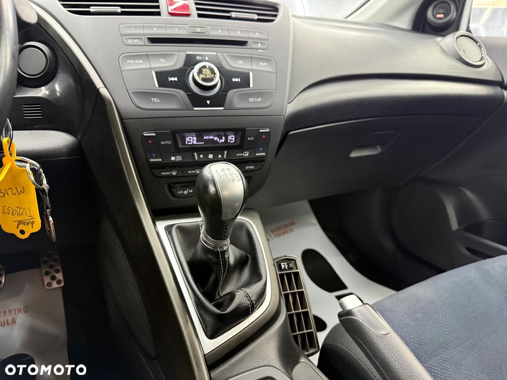 Honda Civic 1.8 i-VTEC Sport - 21