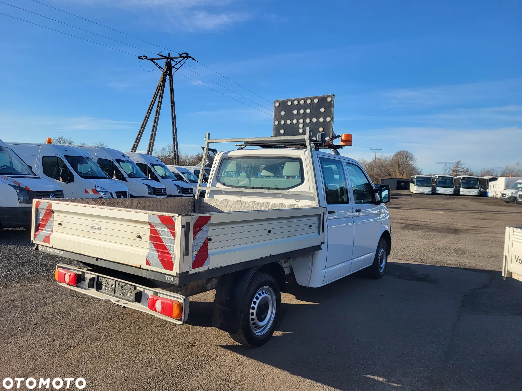 Volkswagen Transporter t5 lift doka super stan klima tablica świetlna - 10