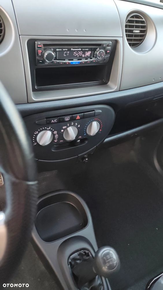 Daihatsu Trevis 1.0 Limited - 9