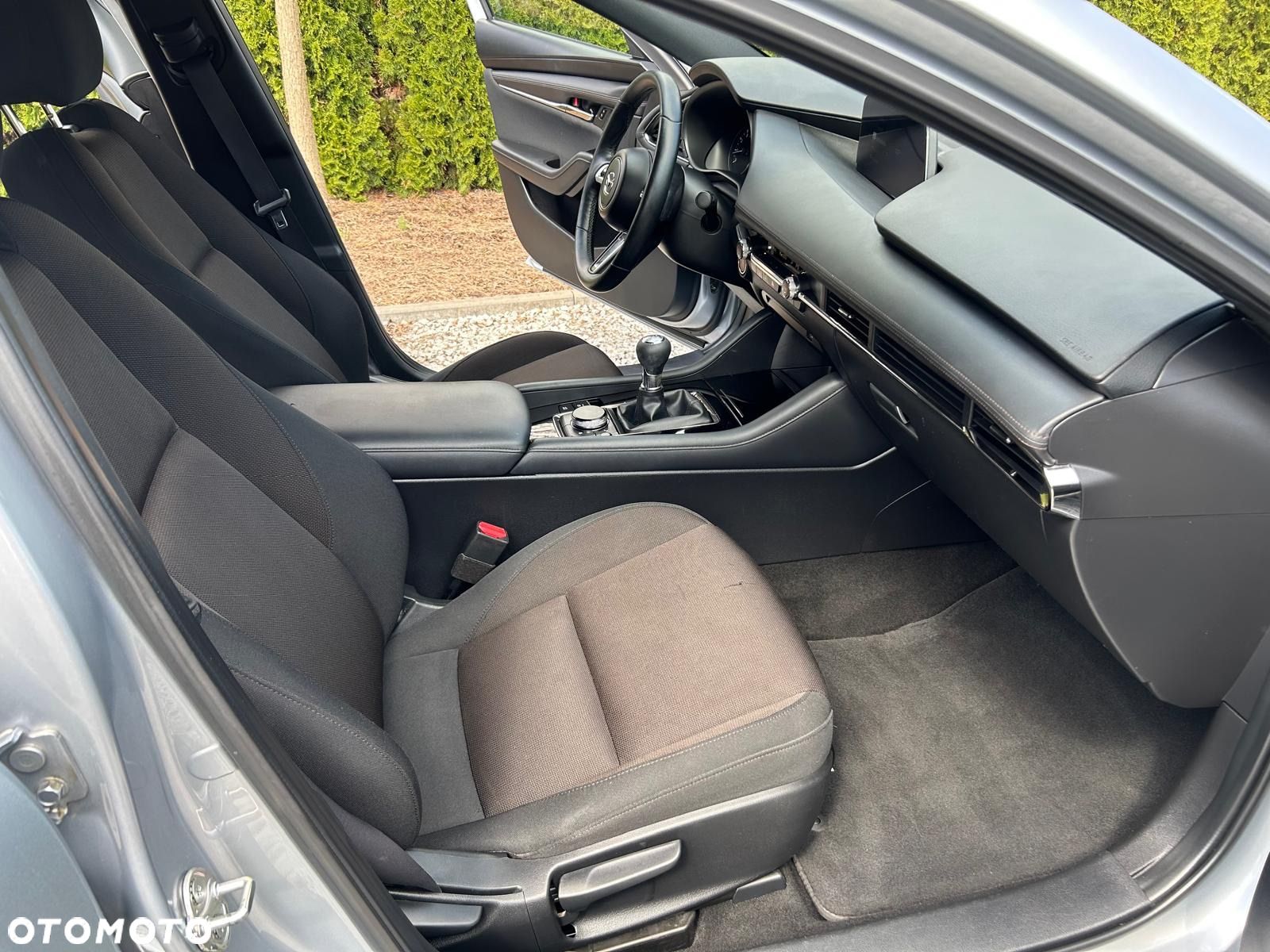 Mazda 3 e-SKYACTIV-G 2.0 M HYBRID 150 HOMURA - 19