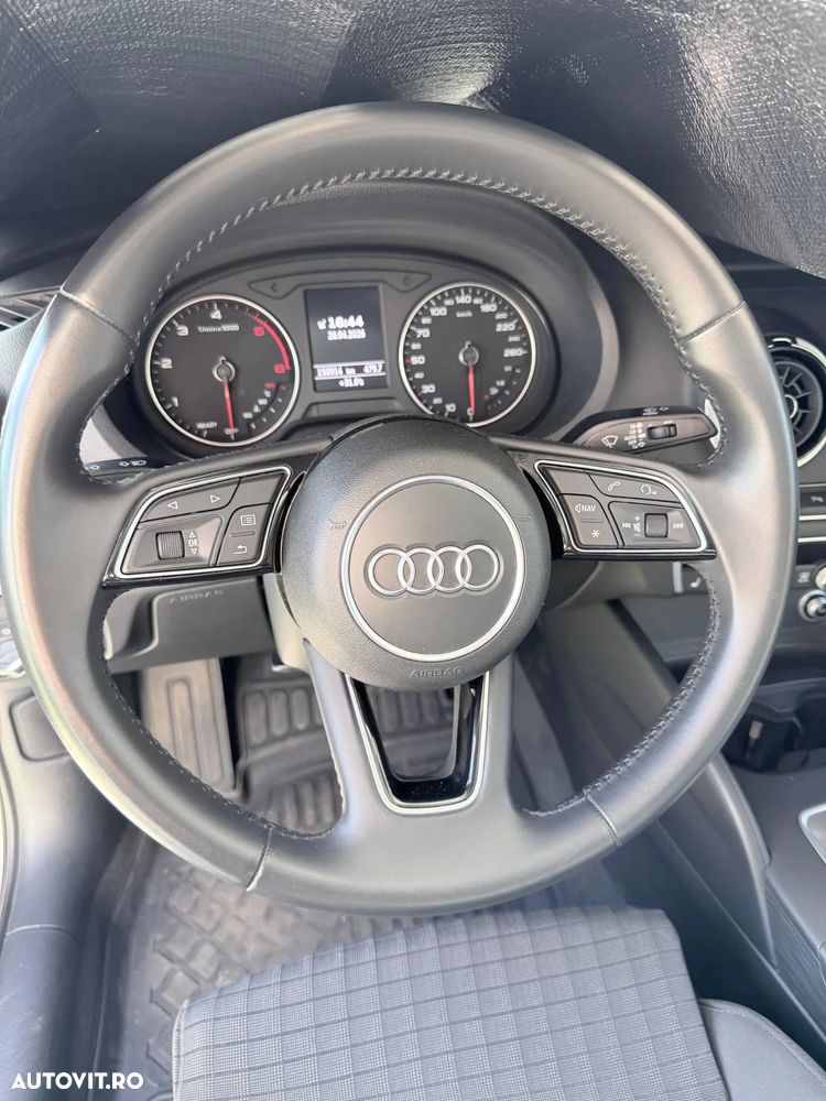 Audi A3 2.0 TDI S tronic Sport - 6