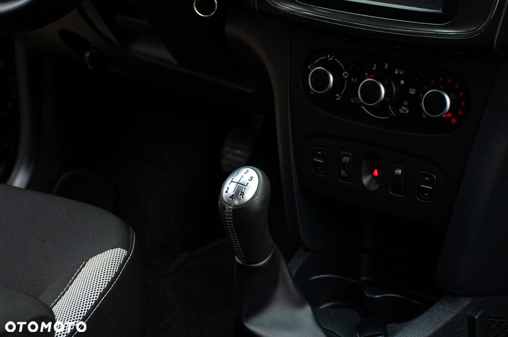 Dacia Sandero Stepway TCe 90 (S&S) Prestige - 38