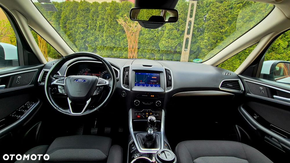 Ford S-Max 2.0 EcoBlue Titanium - 24