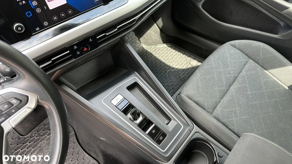 Volkswagen Golf 1.5 TSI BMT Evo Comfortline DSG - 17