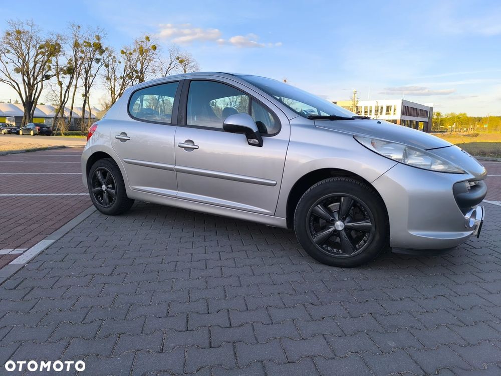 Peugeot 207 1.6 - 2