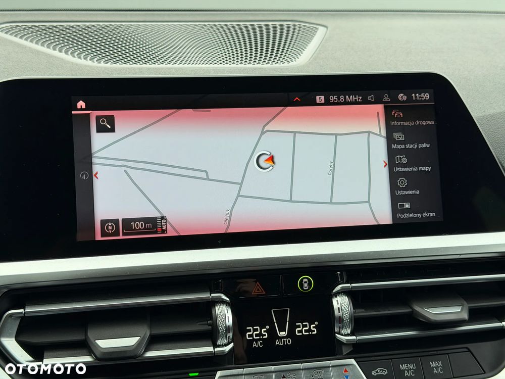 BMW Seria 3 318i - 31