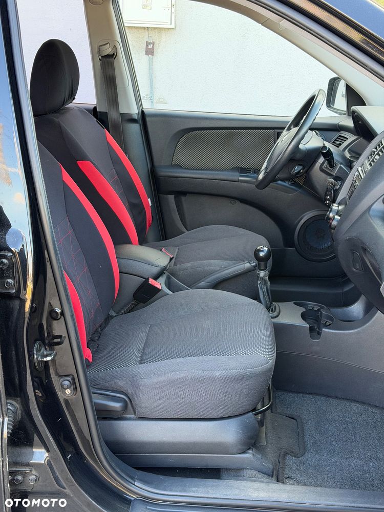 Kia Sportage 2.0 LX - 21