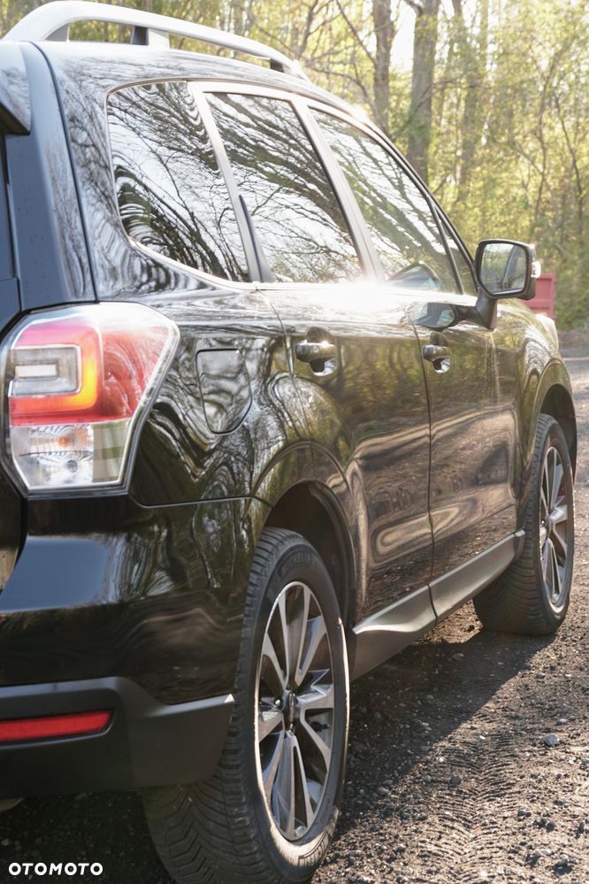 Subaru Forester 2.0 XT Sport Lineartronic - 14