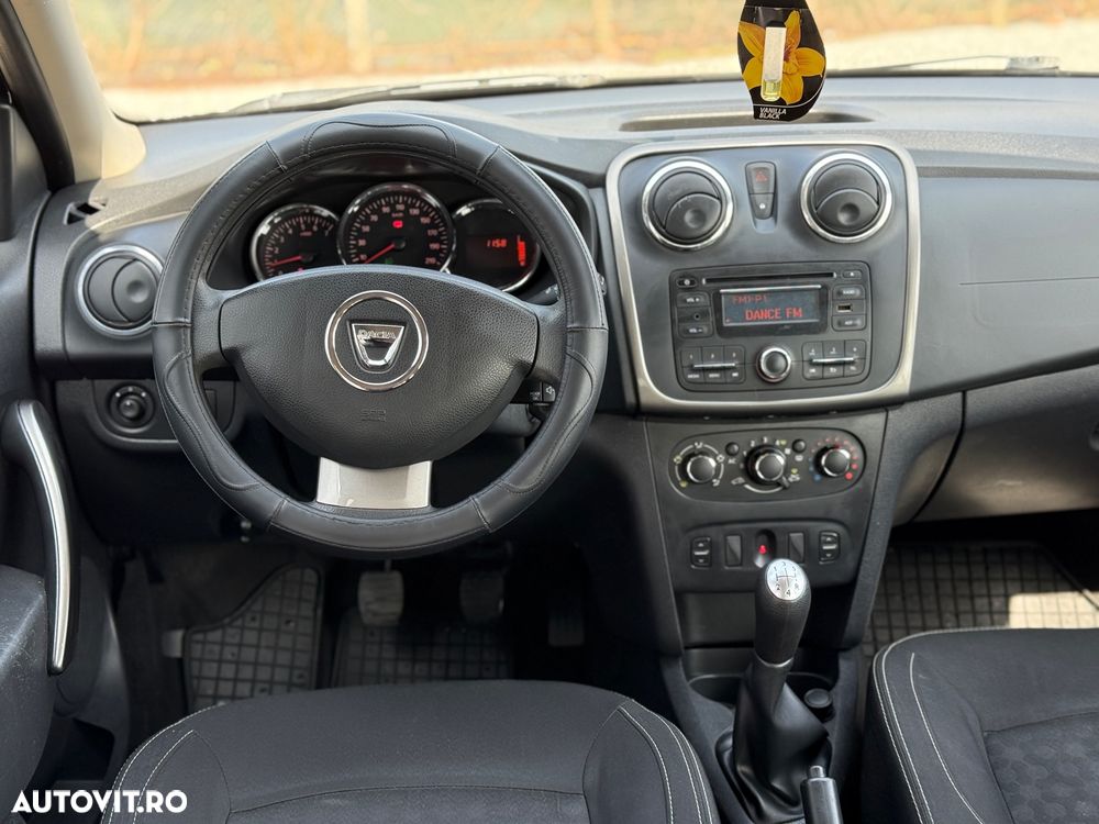 Dacia Logan 0.9 Laureate - 25