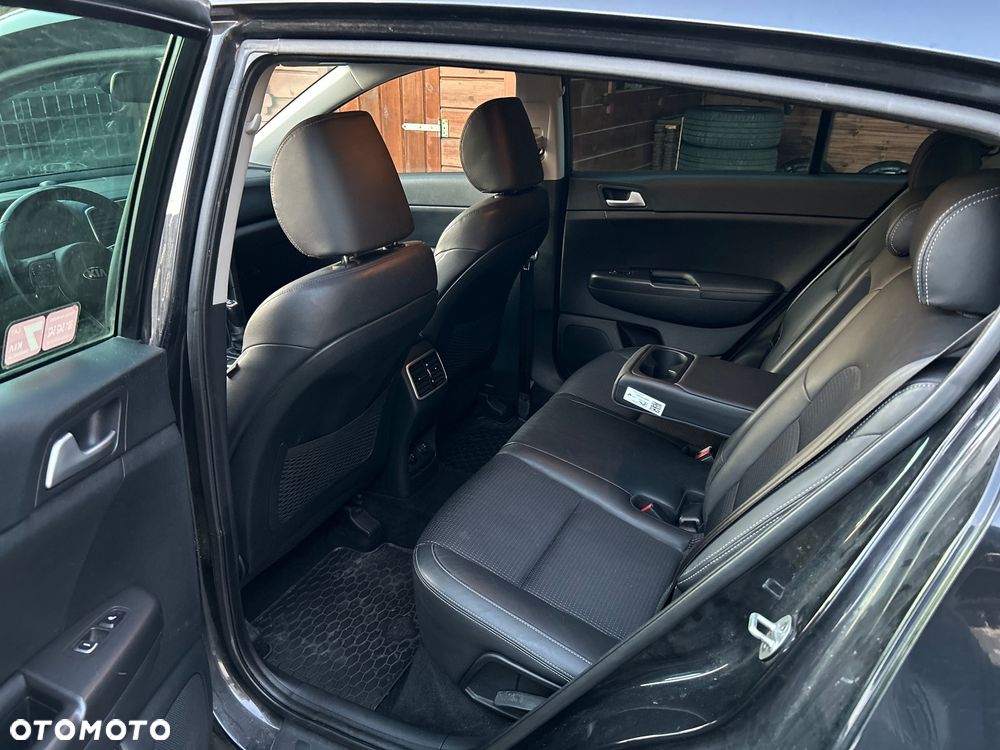 Kia Sportage 1.6 GDI Business Line 2WD - 17