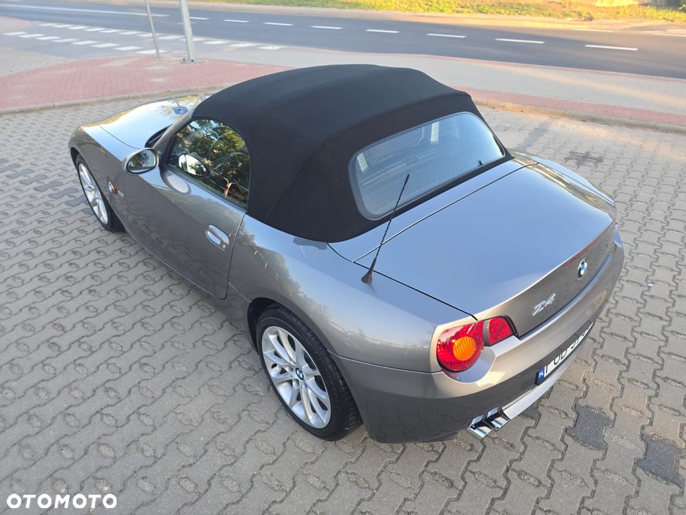 BMW Z4 2.5i - 21