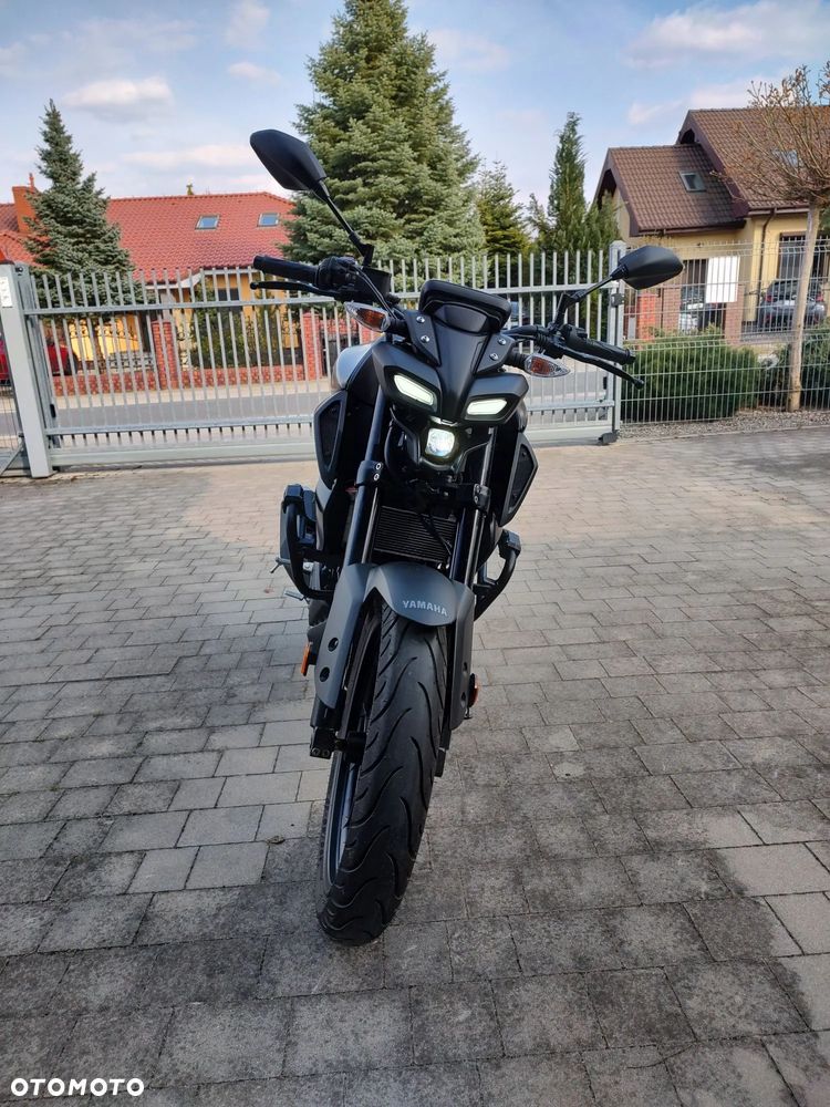 Yamaha MT - 4