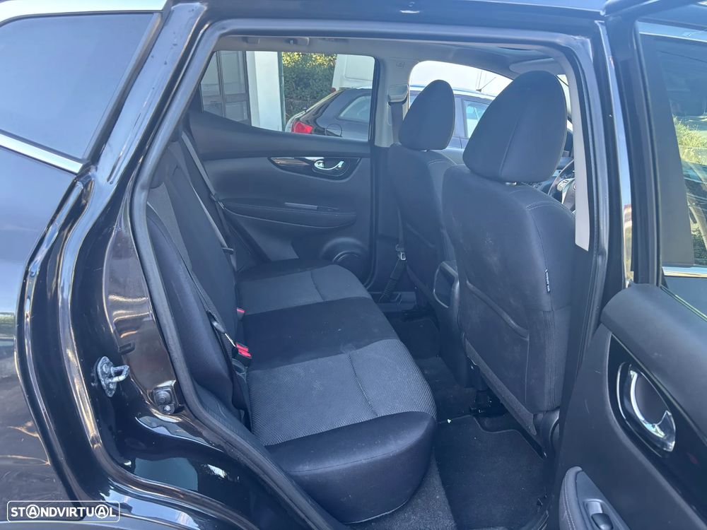 Nissan Qashqai 1.6 dCi Acenta Connect Xtronic - 5