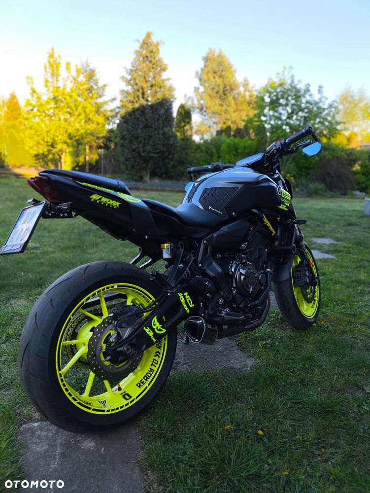 Yamaha MT - 14