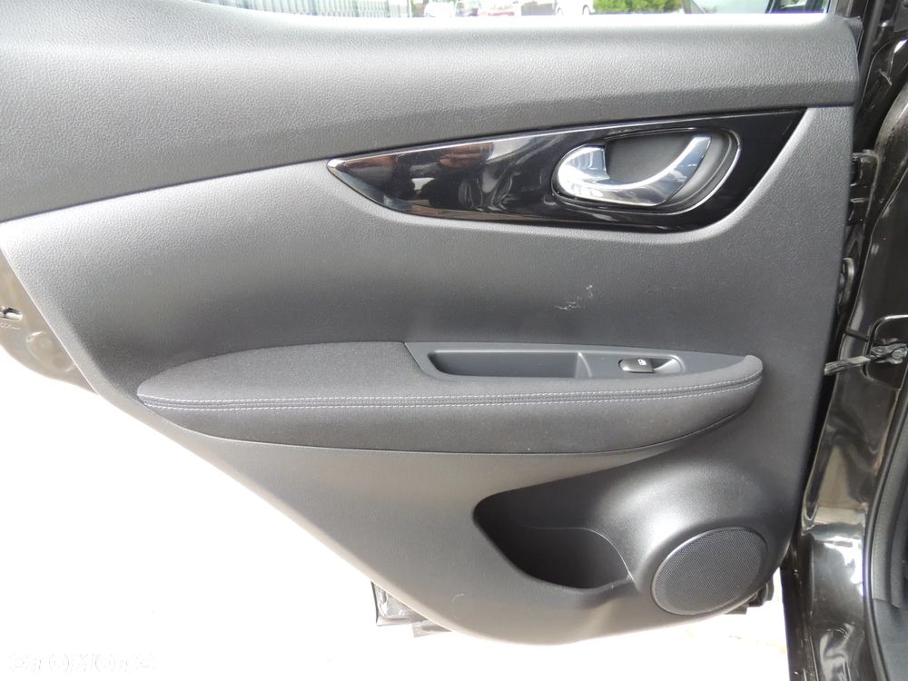 Nissan Qashqai 1.2 DIG-T Acenta EU6 - 31