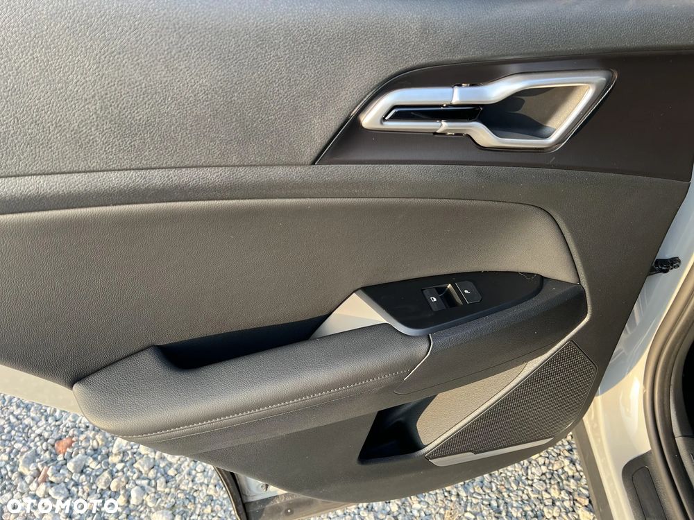 Kia Sportage 1.6 T-GDI HEV Business Line 2WD - 17