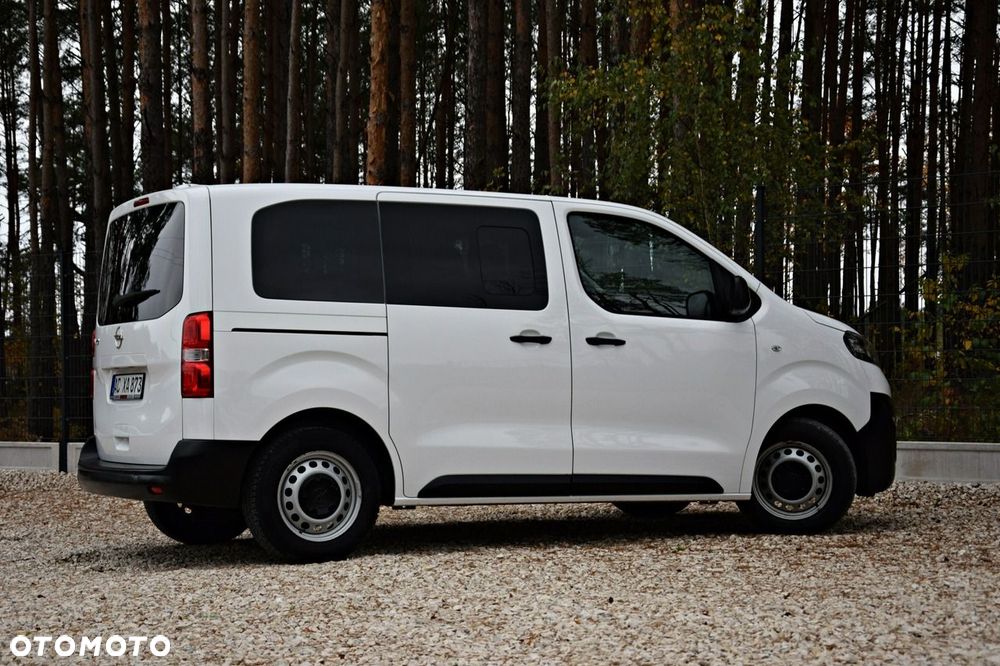 Opel Vivaro - 24