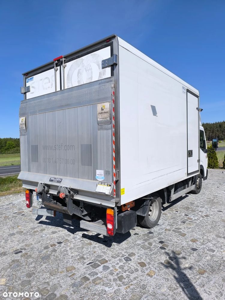 Renault Maxity - 10