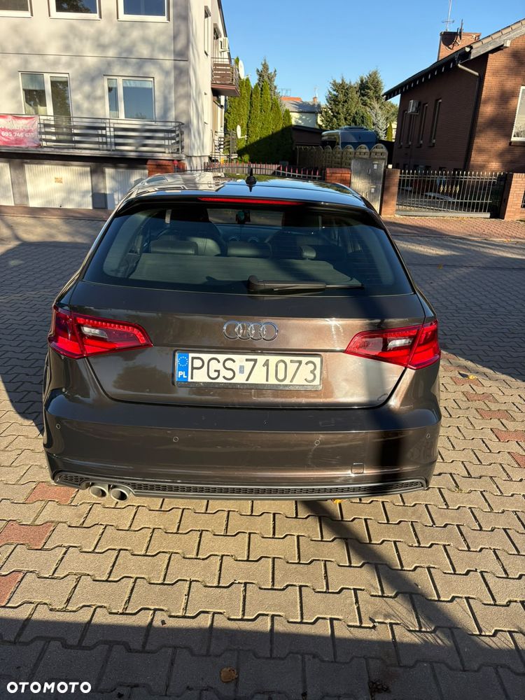 Audi A3 Sportback 2.0 TDI S tronic design - 17