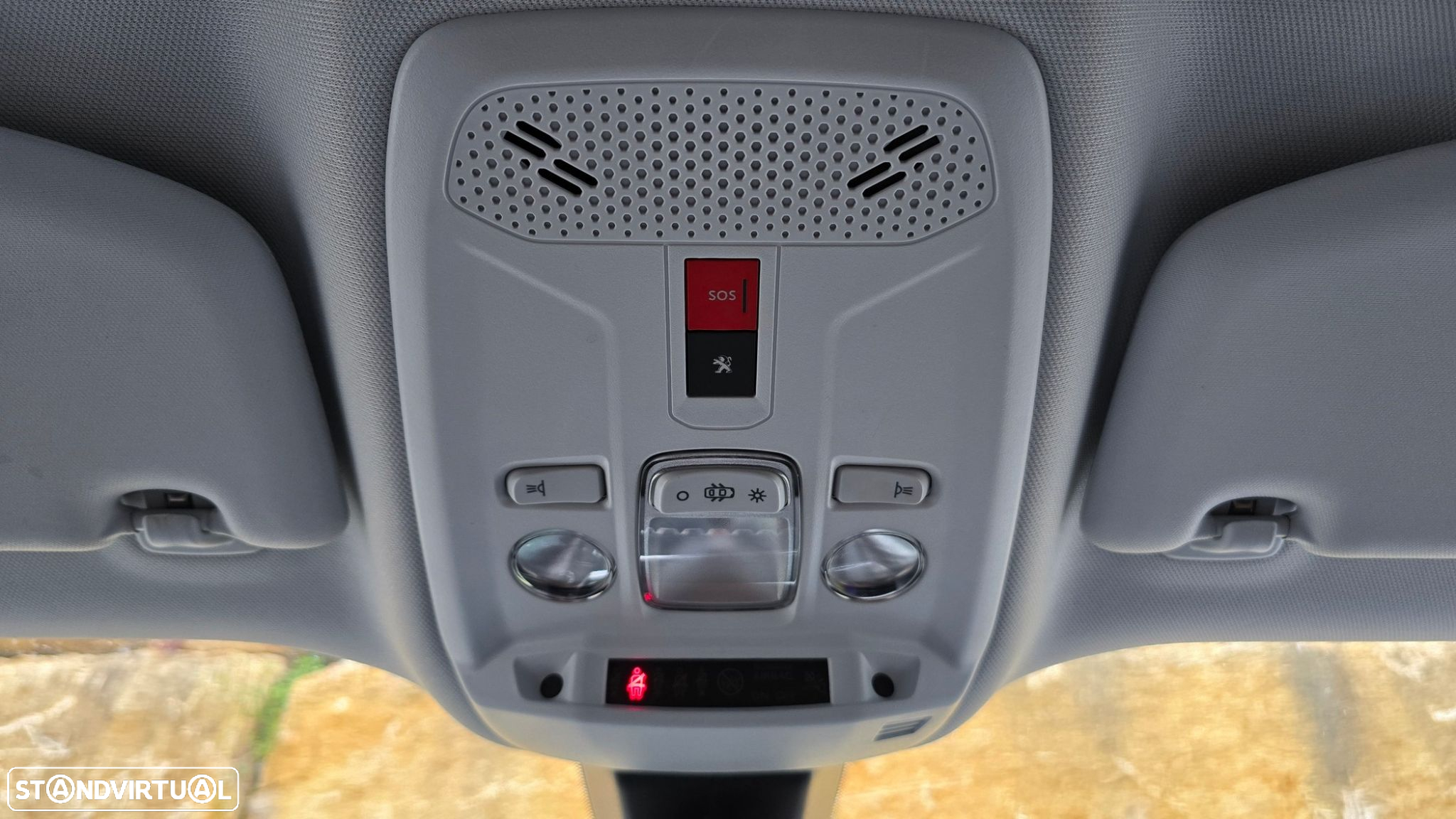 Peugeot 2008 - 12