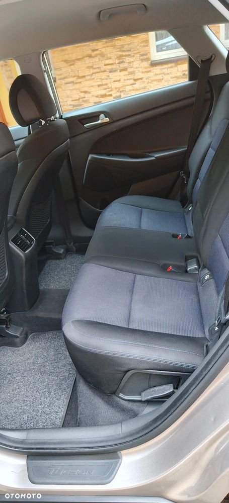 Hyundai Tucson blue 1.7 CRDi 2WD Advantage - 11