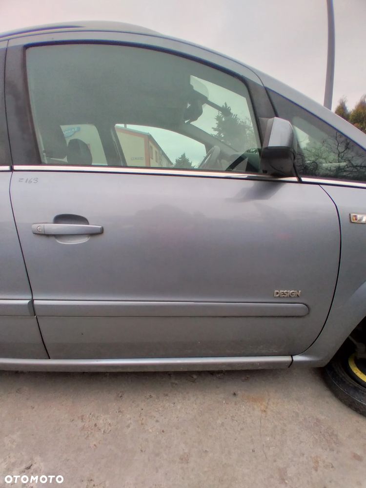 Opel ZAFIRA B Drzwi Prawy Przód Kolor.Z163 - 1