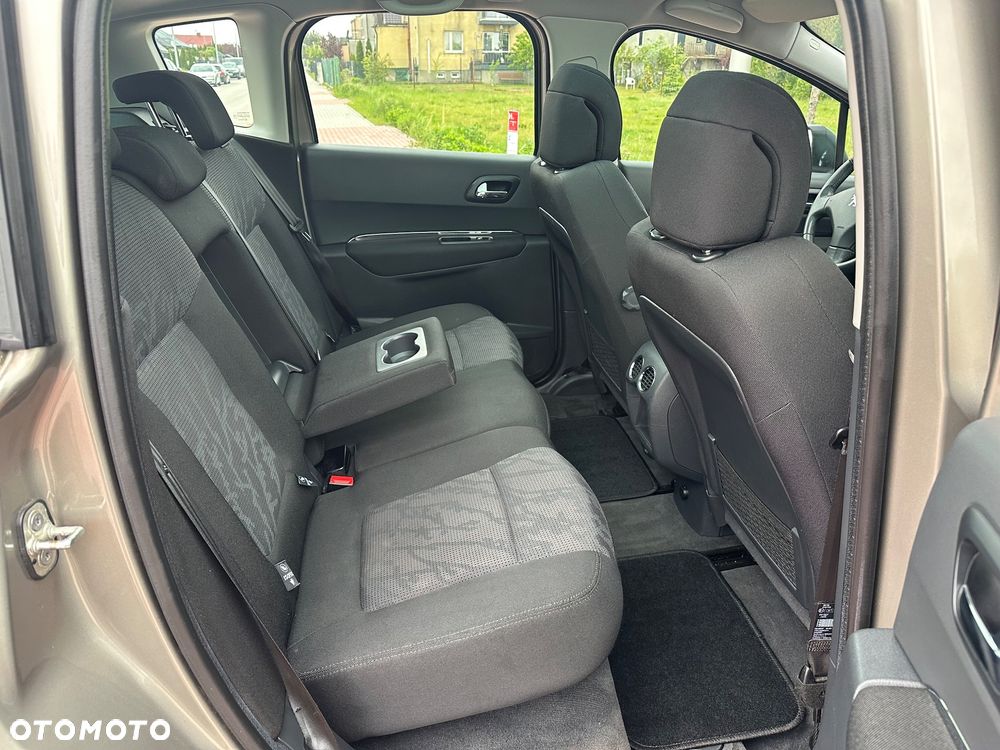 Peugeot 3008 120 VTi Premium - 36