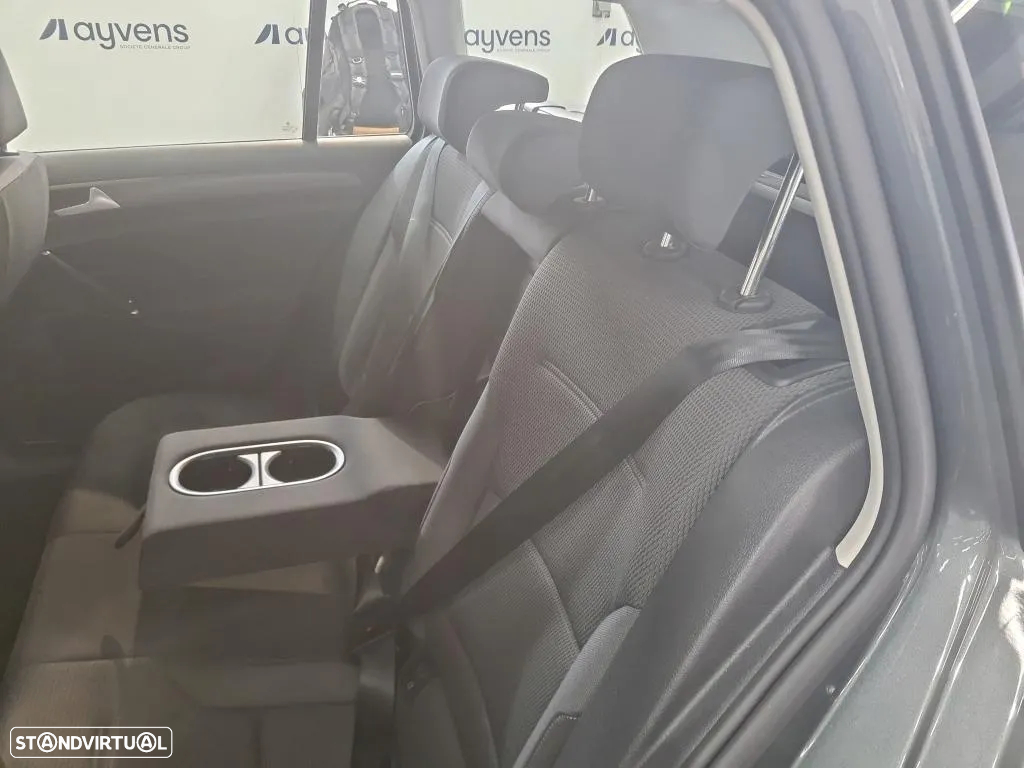 VW Golf Variant 1.6 TDi Confortline - 11