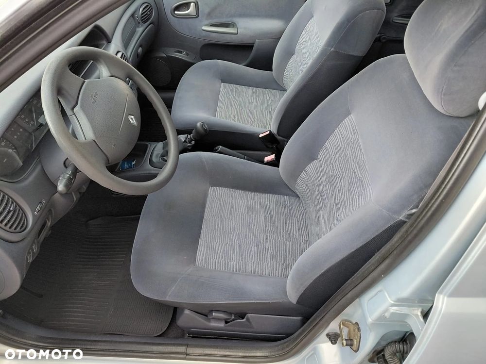 Renault Megane 1.4 16V Authentique - 16