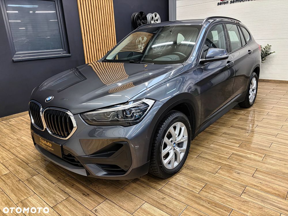 BMW X1 sDrive20i Advantage - 12