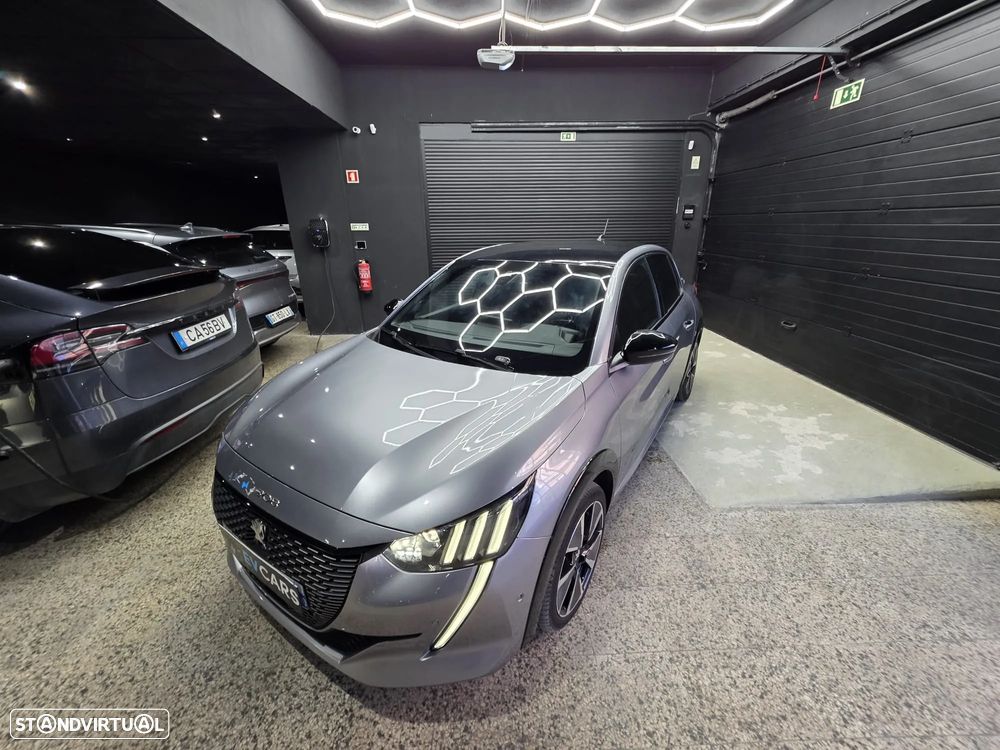 Peugeot e-208 50 kWh GT Line - 3