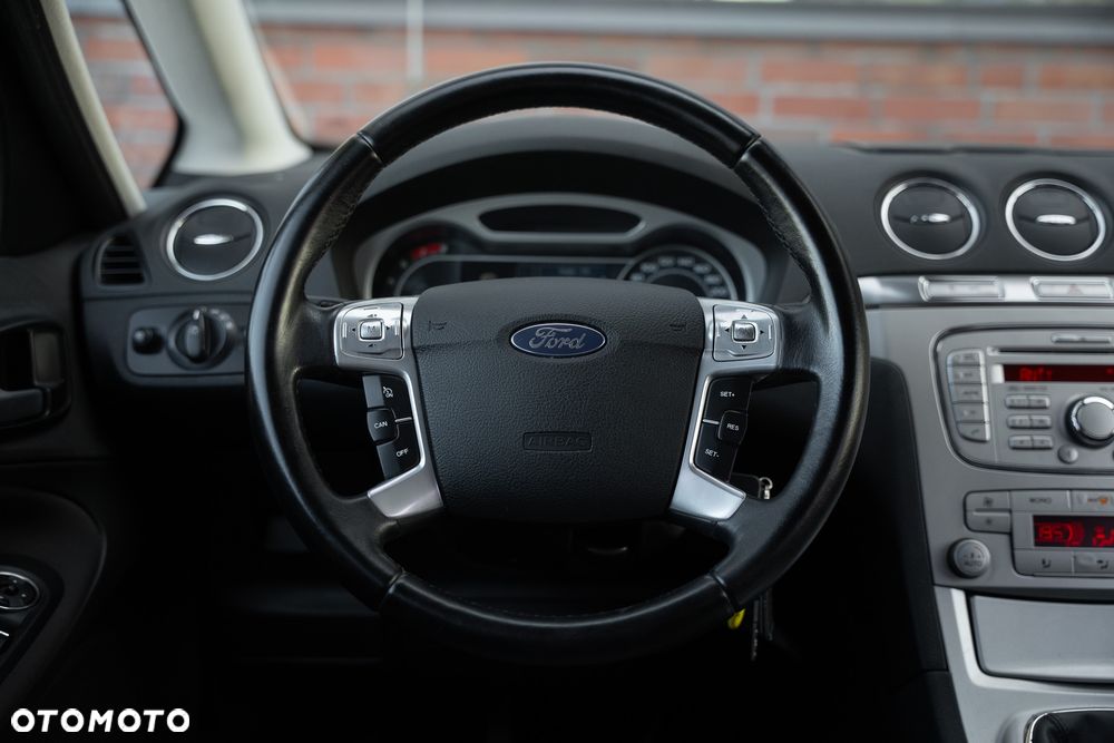 Ford S-Max 2.0 Titanium - 30