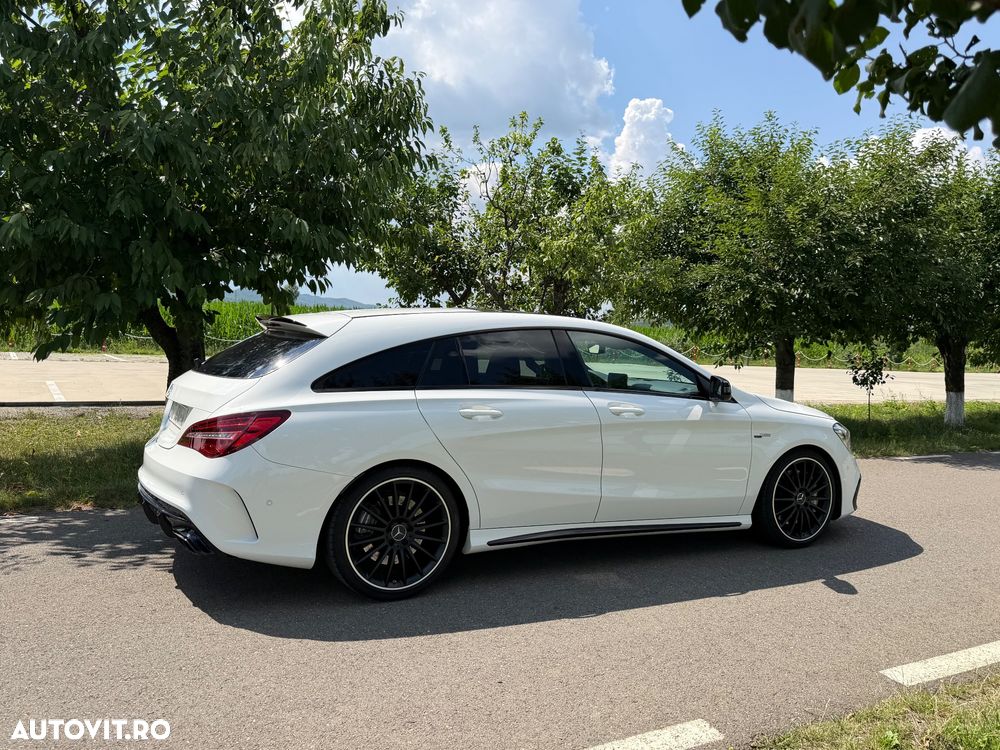 Mercedes-Benz CLA 45 AMG - 18