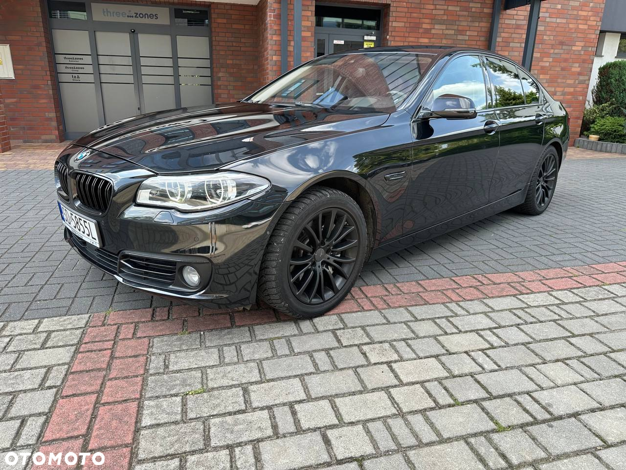 BMW Seria 5 528i xDrive Luxury Line - 4