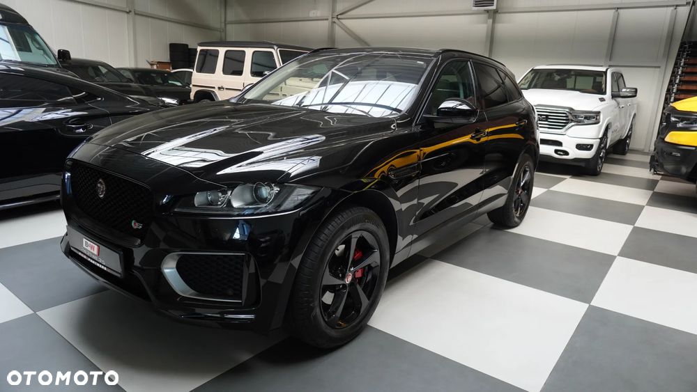Jaguar F-Pace 2.0 i4P AWD R-Sport - 1