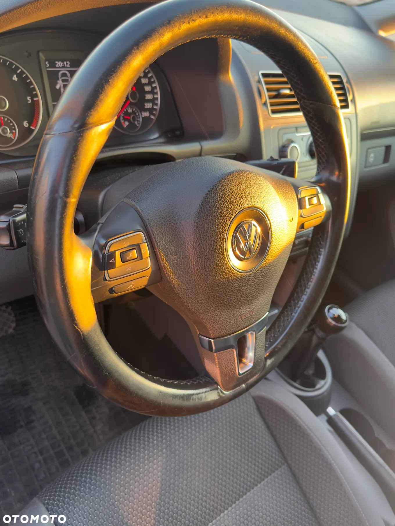 Volkswagen Touran 1.6 TDI DPF BlueMot Trendline - 34