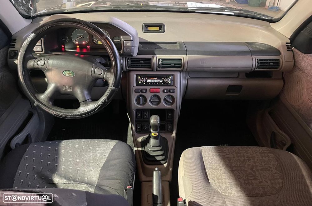 Land Rover Freelander 2.0 di - 11